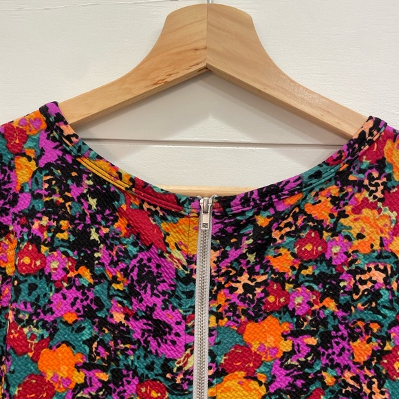 Colorful Zip Back Dress with Pockets LulaRoe XL - Picture 6 of 6